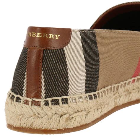 burberry shoes outlet|burberry shoes women.